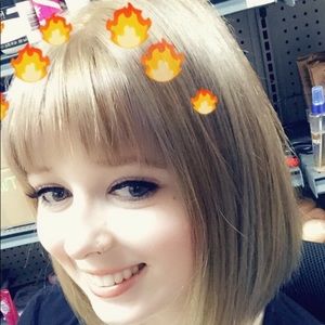 Meet your Posher, Gabriella